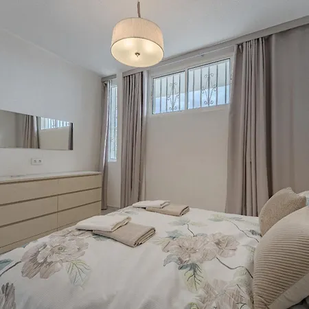 Fanabe Tenerife * אדחה